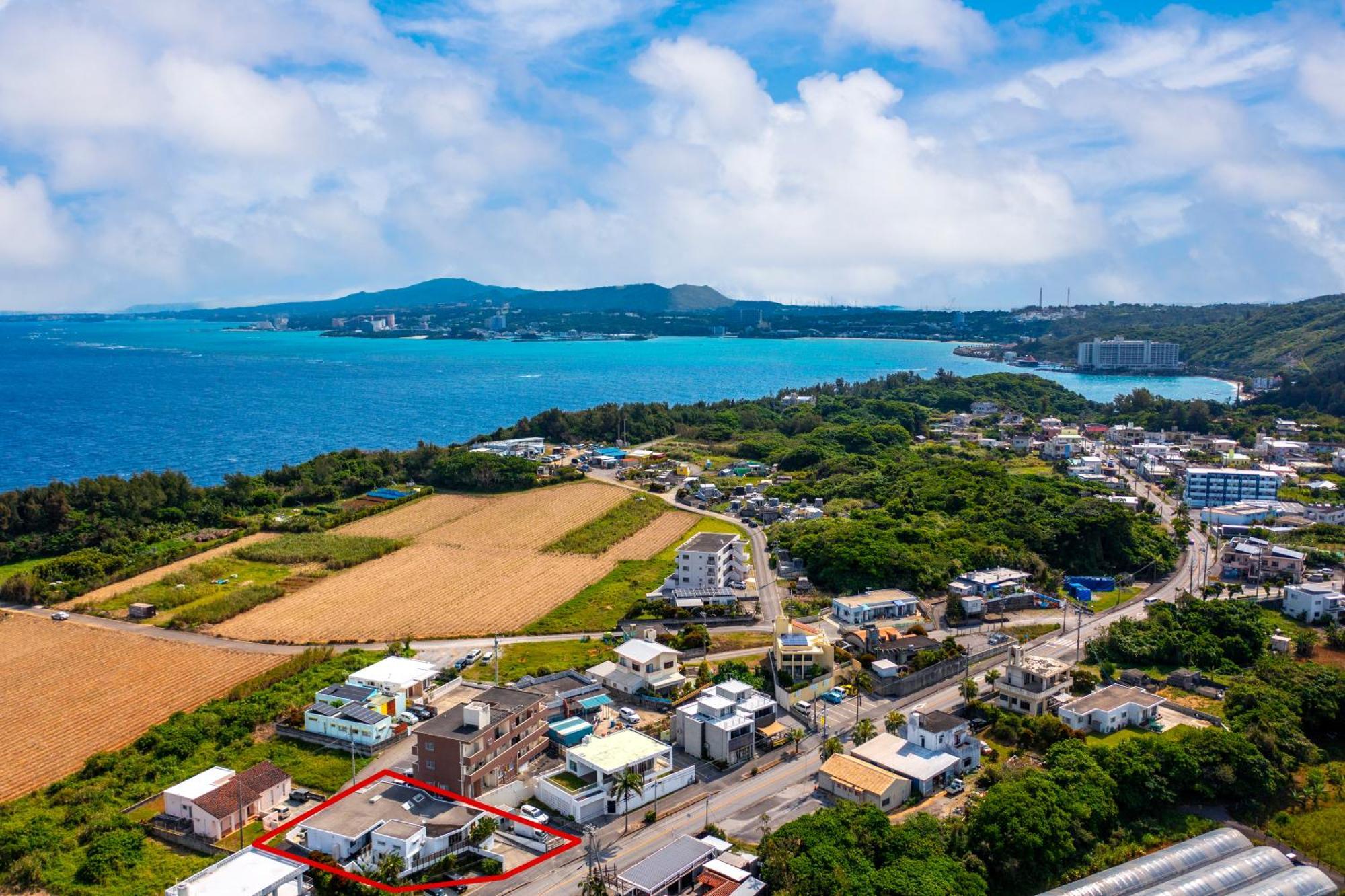 Villa Terrace Garden Okinawa à Onna Extérieur photo